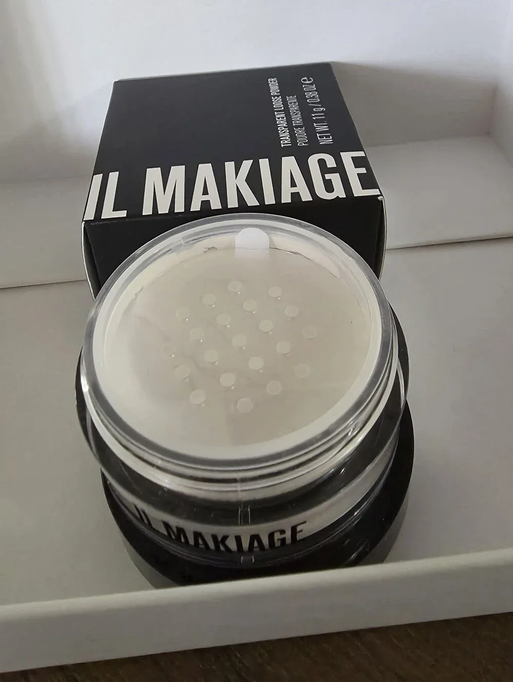 IL Makiage Transparent Loose Powder